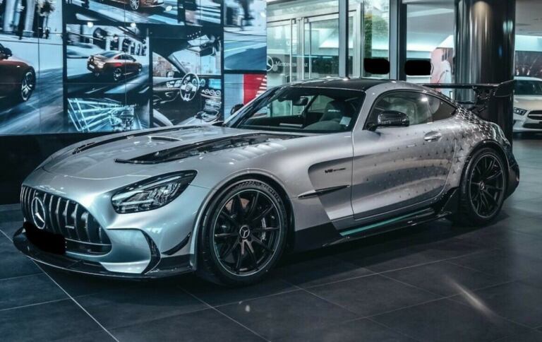 Una Mercedes AMG GT Black Series P One Edition è in vendita MBenz it