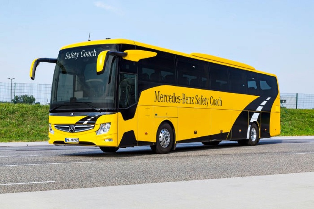 Mercedes Safety Coach Tourismo Daimler Buses fiera Bus2Bus