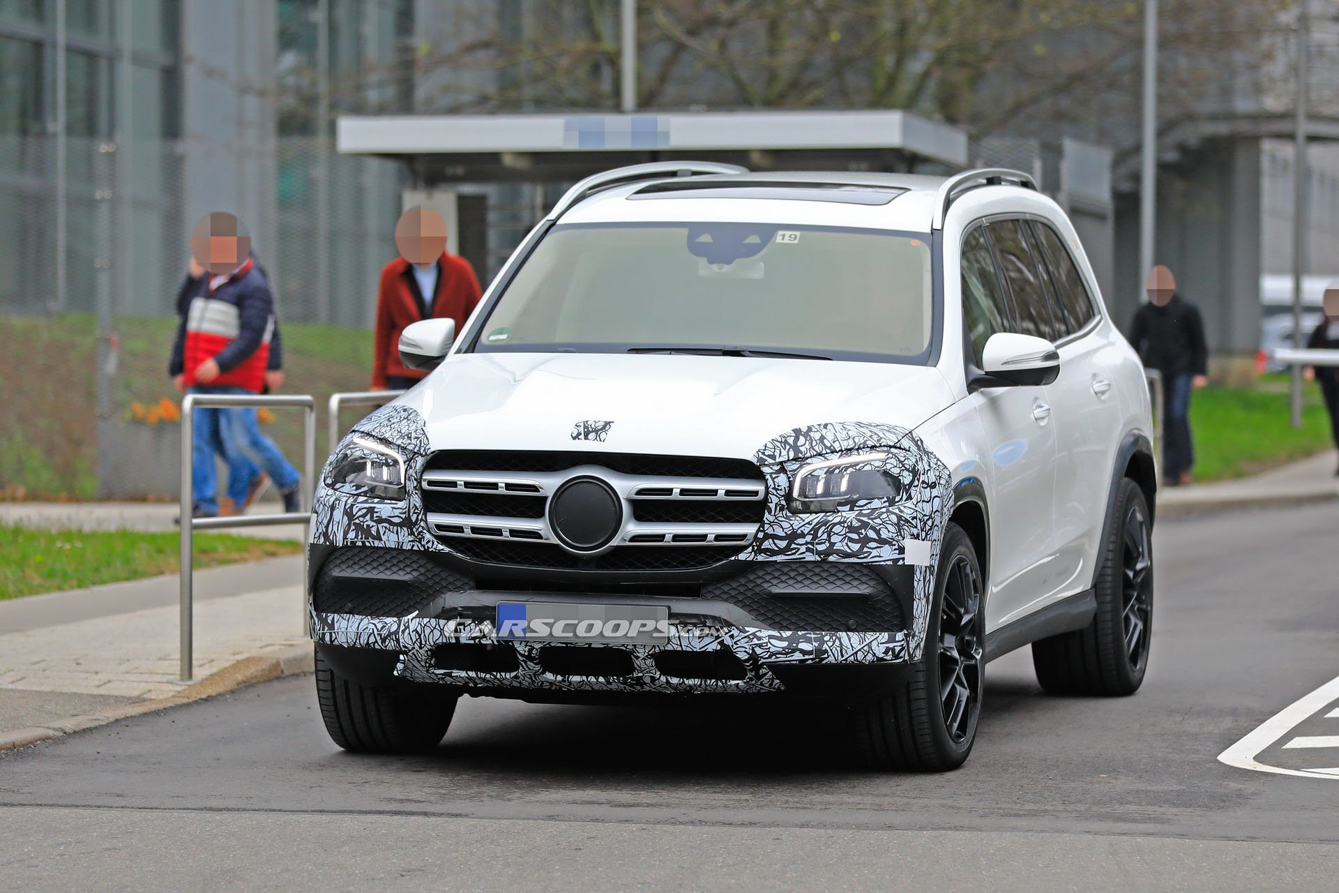 Mercedes GLS 2020 nuovi scatti Europa