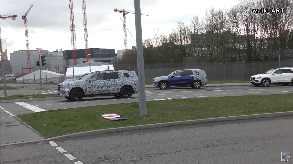 Mercedes GLS test finali foto spia