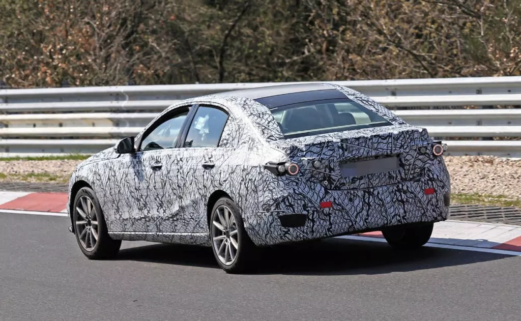 Mercedes Classe C W206 foto spia
