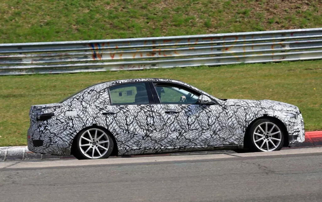 Mercedes Classe C W206 foto spia