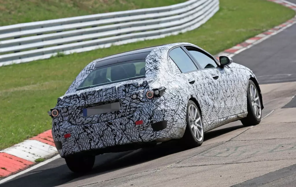 Mercedes Classe C W206 foto spia