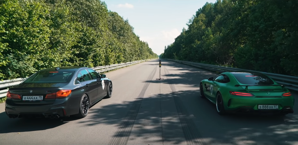 Mercedes-AMG GT R vs BMW M5