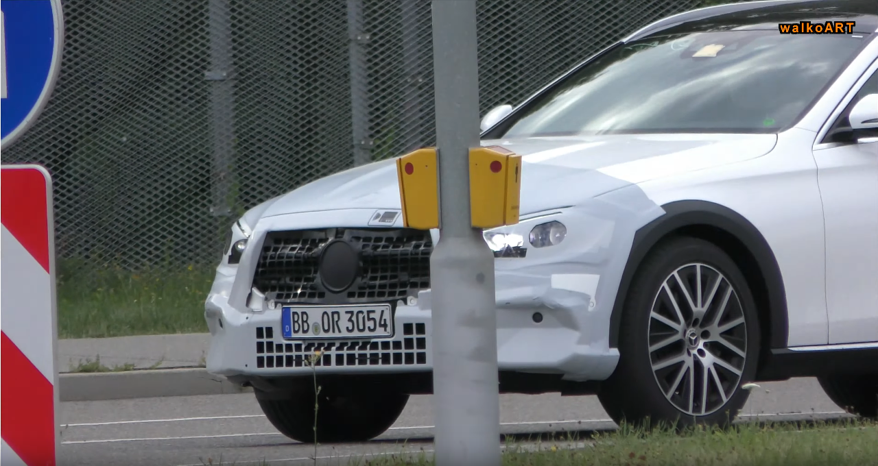 Mercedes Classe E All-Terrain foto spia