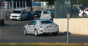 Nuova Mercedes Classe S foto spia