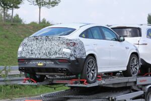 Nuovo Mercedes-AMG GLE 53 Coupé foto spia