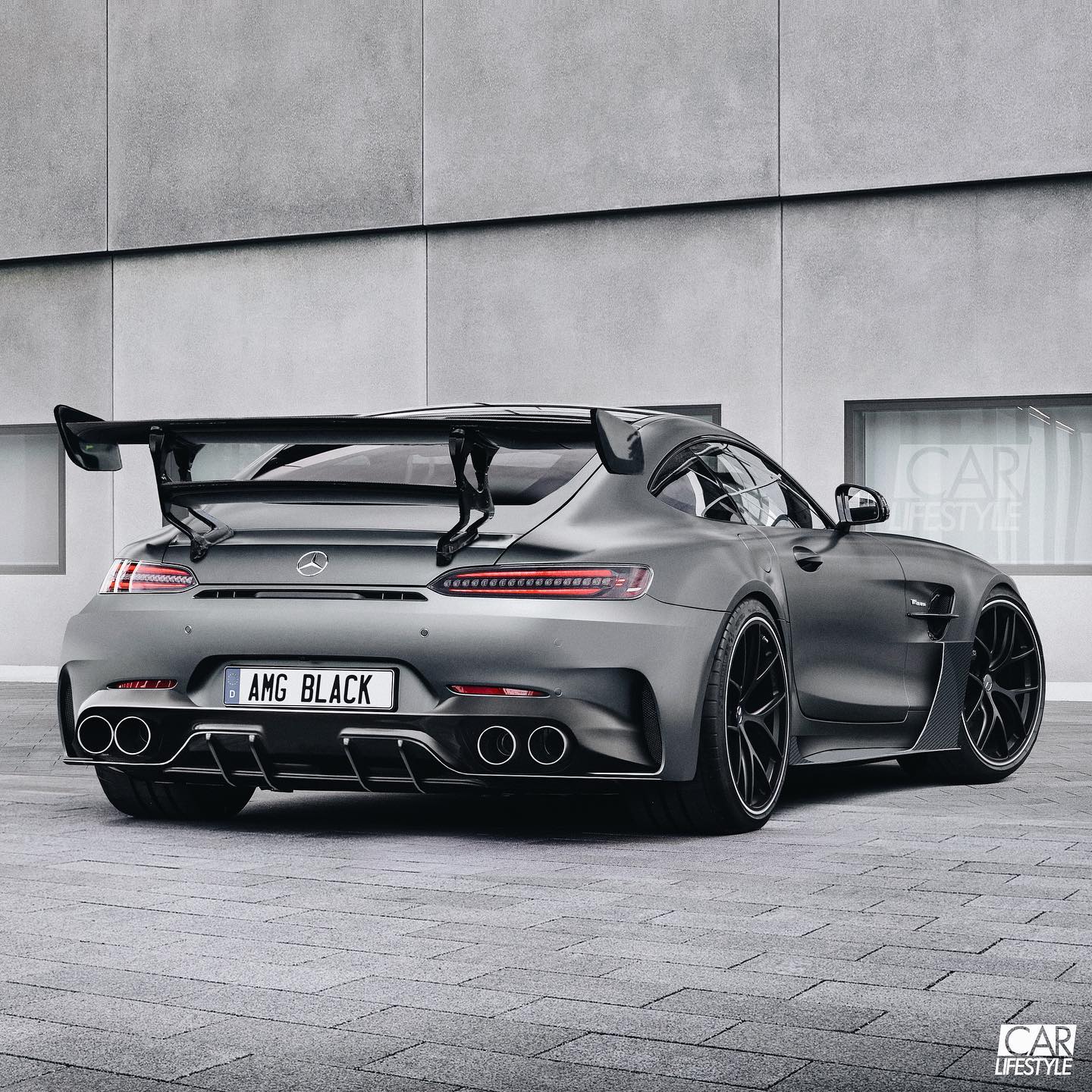 Nuova Mercedes-AMG GT R Black Series: un paio di render ne anticipano il design - MBenz.it