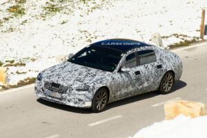 Nuova Mercedes-Maybach Classe S foto spia Alpi