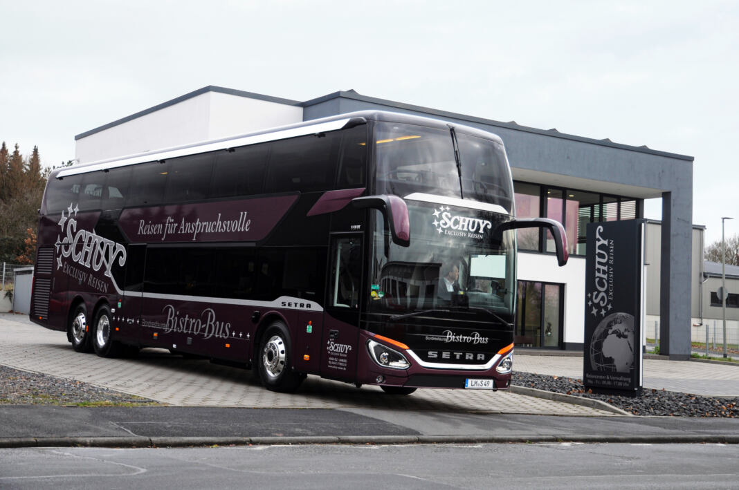 Setra S 531 Dt Entra A Far Parte Della Flotta Di Due Famose Aziende Turistiche Mbenzit