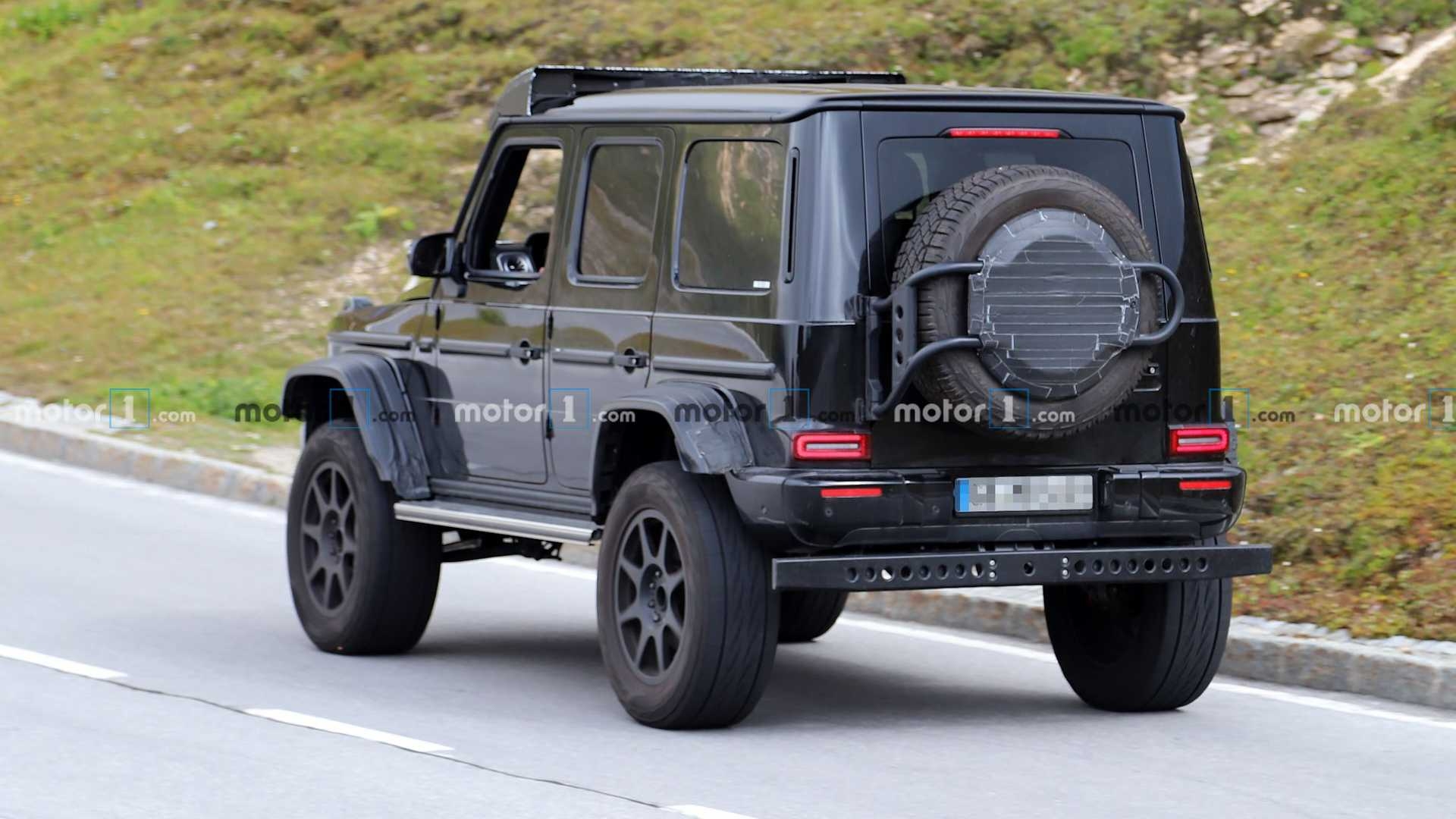 Mercedes-Benz G500 4×4² nuove foto spia