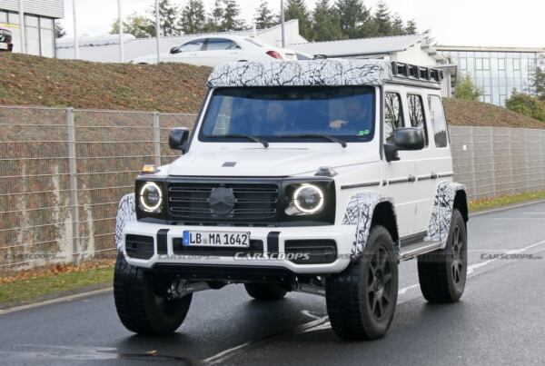 Mercedes-Benz G500 4×4² Nurburgring Test Center foto spia