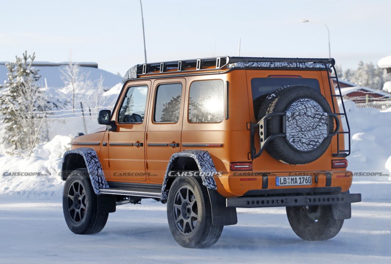 Mercedes-Benz G500 4&times;4&sup2; prototipo arancione Svezia