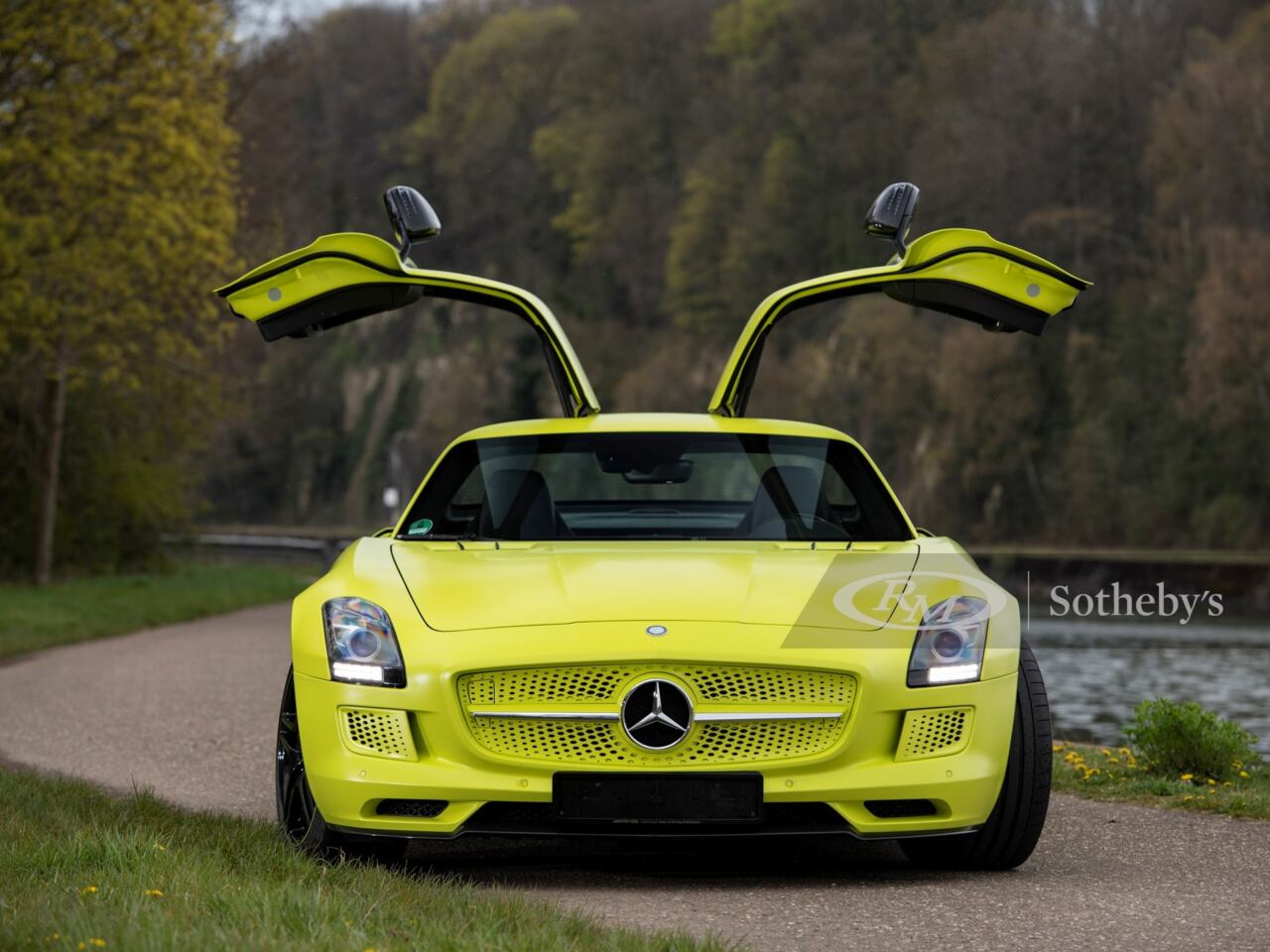 Mercedes-Benz SLS AMG Electric Drive asta