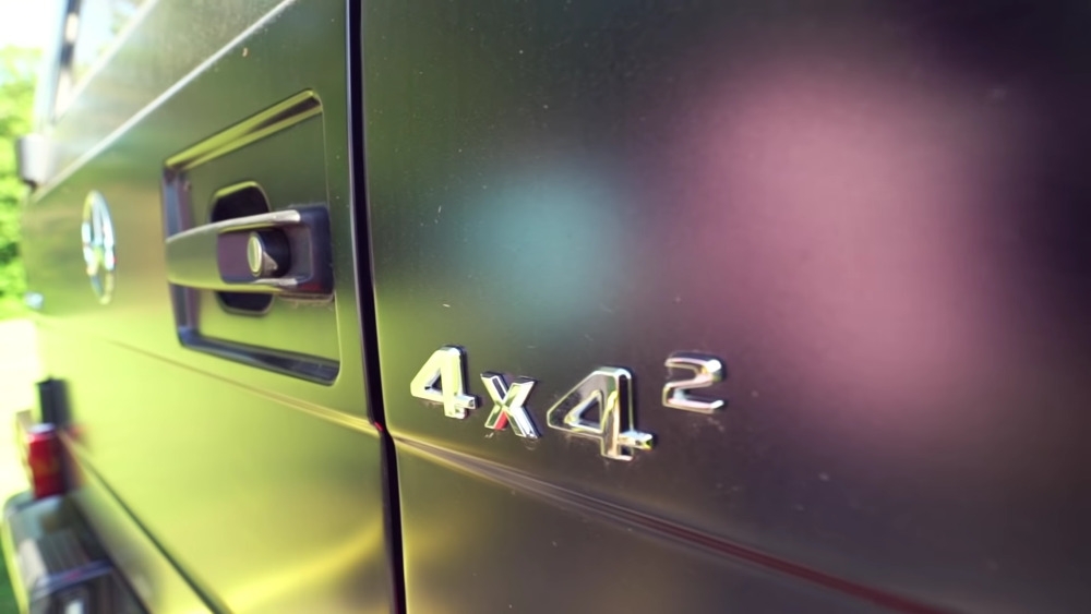 Mercedes-Benz G550 4×4² vs Jeep Gladiator 6x6 tiro alla fune