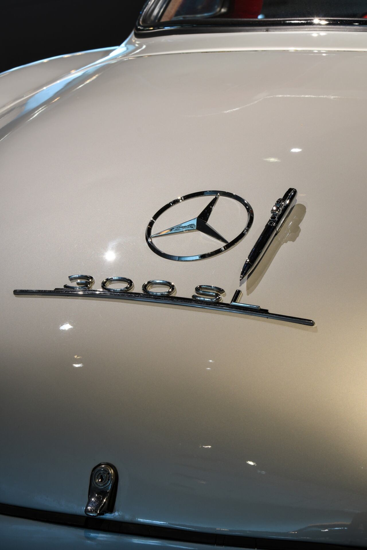 Mercedes-Benz SL modellini