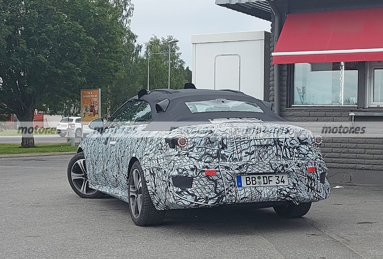 Nuova Mercedes CLE ultimo prototipo foto spia