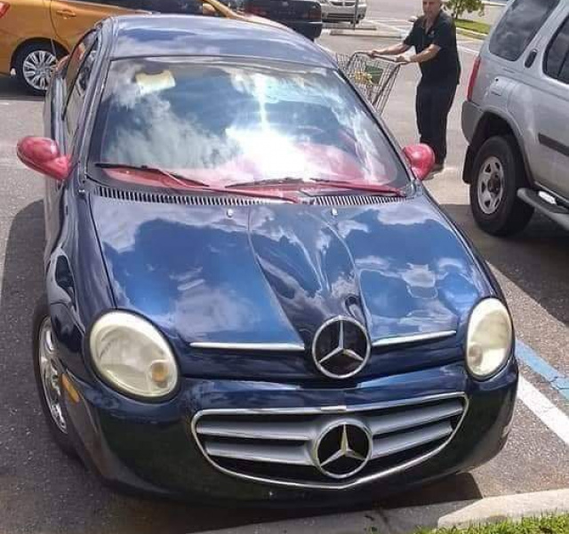 Mercedes doppia griglia